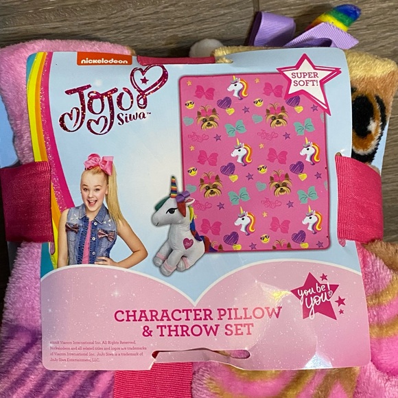 LAST CALL Jojo Siwa Unicorn Stuffed Animal And Throw Set - Picture 7 of 9